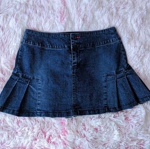 Tommy Hilfiger Pleated Denim Skirt